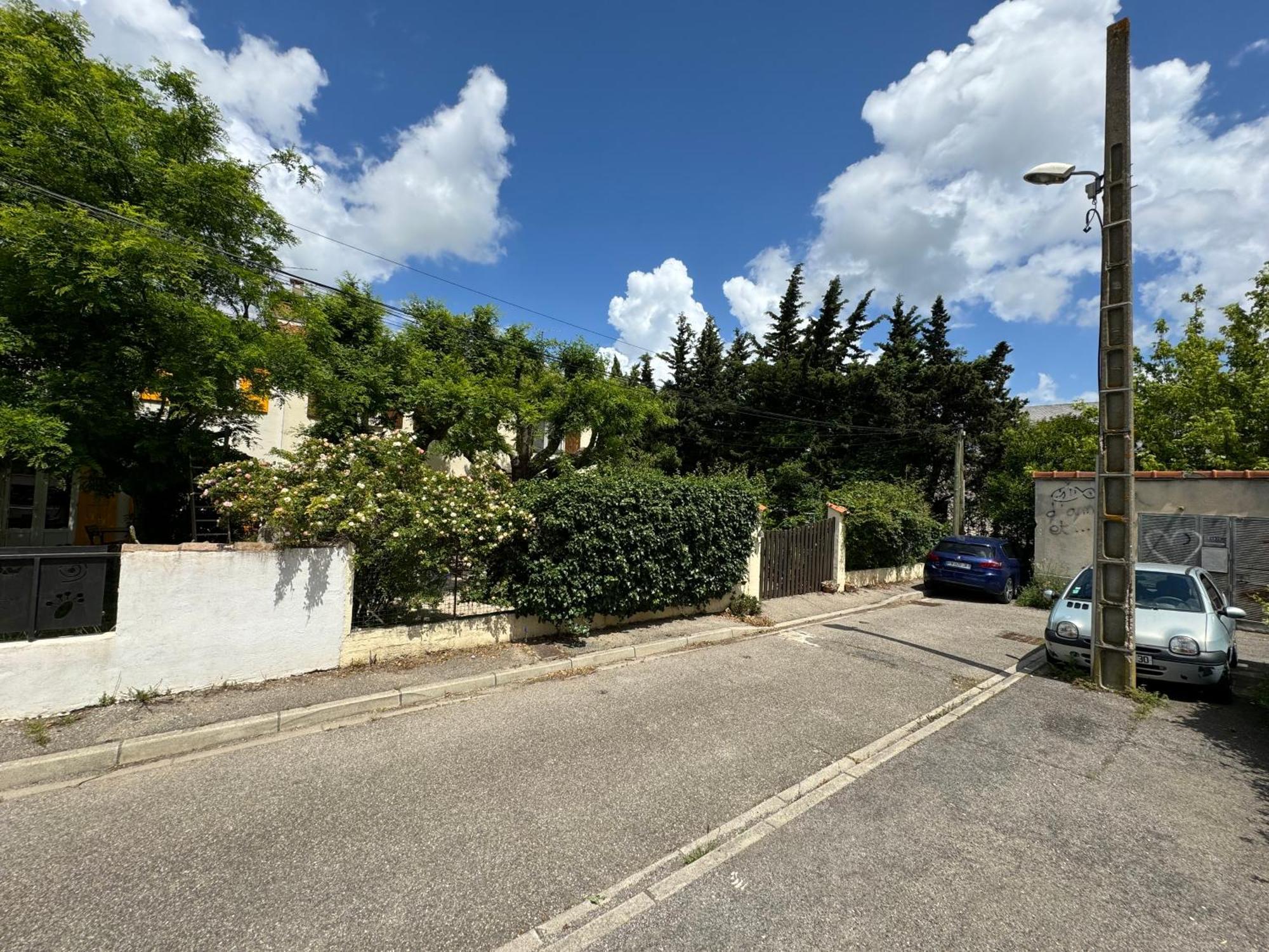 En Ville Avec Un Air De Campagne Arles Exteriör bild
